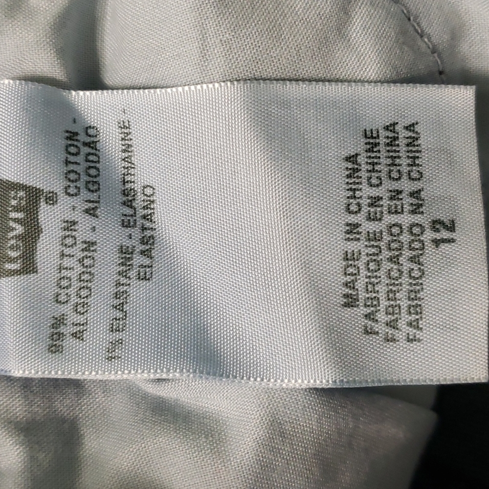 LEVI'S cutoff shorts - Picture 4 of 13